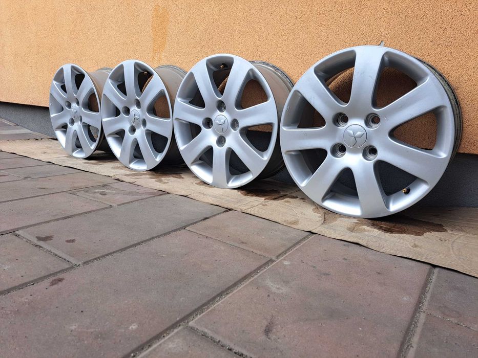 Alu Felgi 16 Aluminiowe 4x114.3 Mitsubishi Carisma Colt Galant Lancer