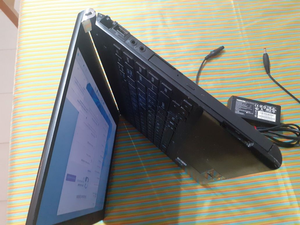 Vendo portatil Toshiba I5