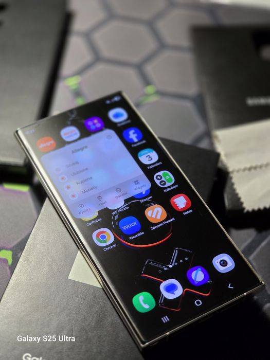 Samsung S23 Ultra, stan idealny. Mega dodatki.