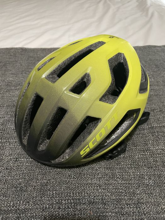 Capacete Scott com Mips