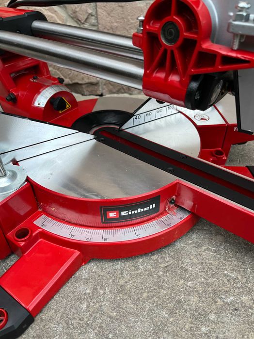 Пила торцовочная Einhell TE-SM 2131 Dual