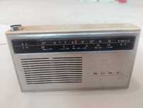 Вінтажний японський радіоприймач Japan Sony  Модель tr 729
