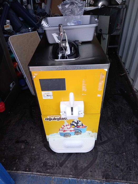 Maszyna stolowa do lodow miekkich GEL-MATIC BC 151-HP sprawna