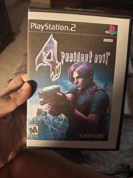 Vendo varios jogos ps2