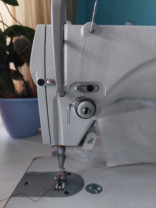 Jack 784 Швейна машина промислова з автоматикою