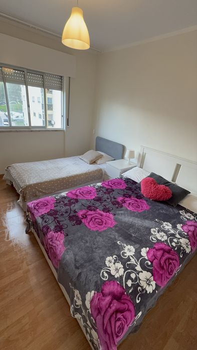 QUARTO casal c/s filho odivelas 600 m da estação
