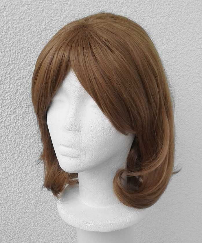 Brązowa krótka peruka bob z grzywką cosplay wig brązowy krótki