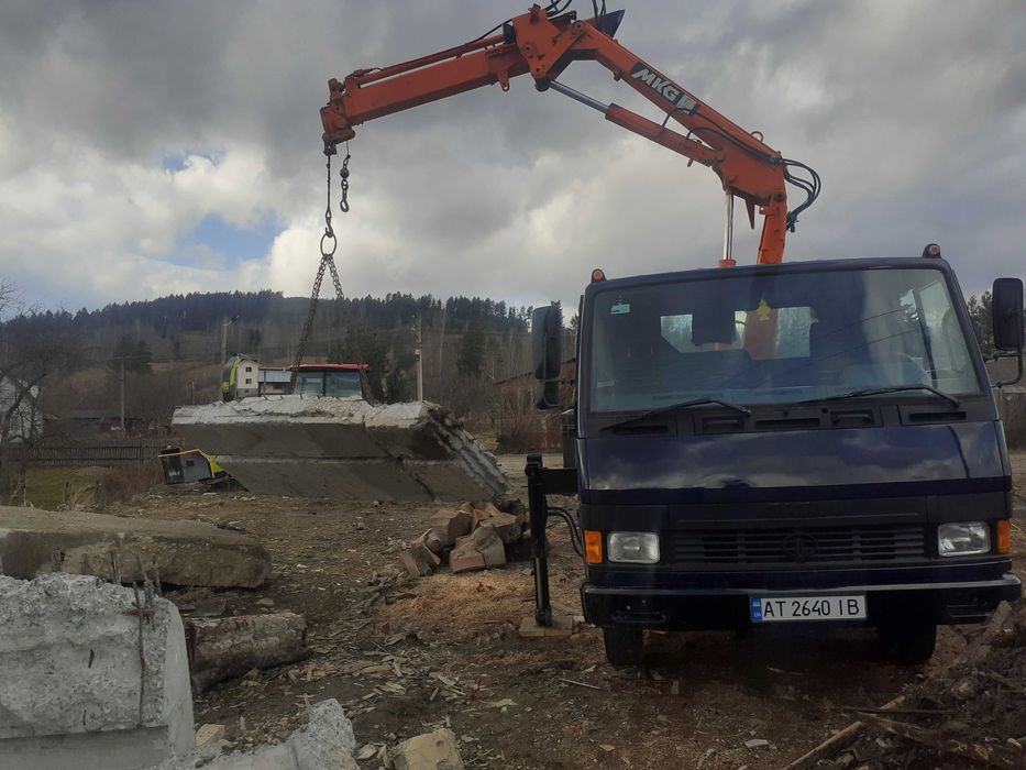 Вантажні перевезення.  Послуги крана маніпулятора.
