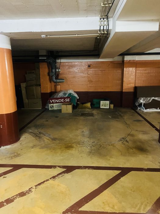 Lugar de garagem - hospital sao joao
