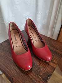 Buty na obcasie czerwone Tamaris roz. 38 (37,5) skóra, miękka wkładka