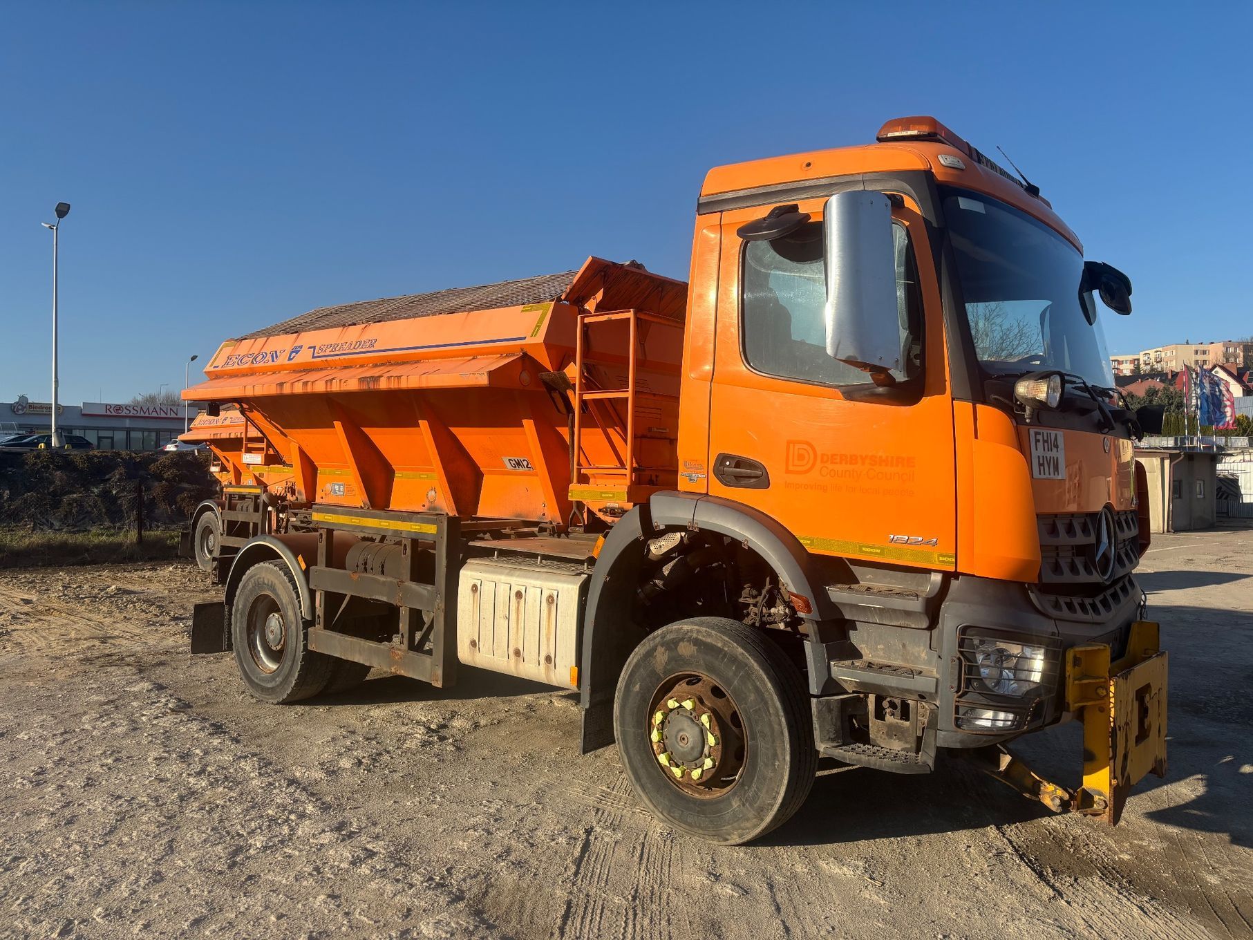 Mercedes-Benz AROCS 1824 4X4 Piaskarka Solarka econ pług  Piaskarka Solarka Mercedes Arocs 1824 4x4 euro 6 pług schmidt