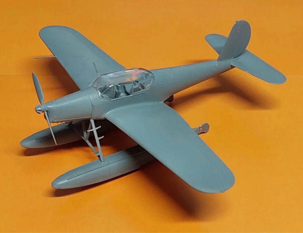 RS MODELS 92272 samolot ARADO AR 199 "LATE VERSION" model 1/72