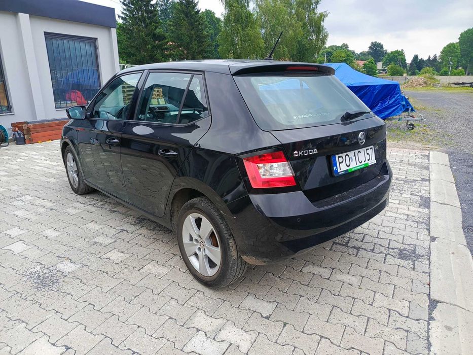 Śkoda Fabia 1.4 TDI 2017 rok salon Polska