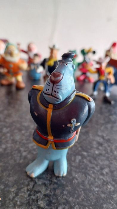 Bonecos antigos de pvc