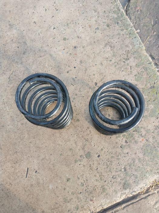 Пружини передні   KYВ