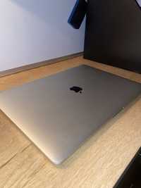 Macbook Pro APPLE