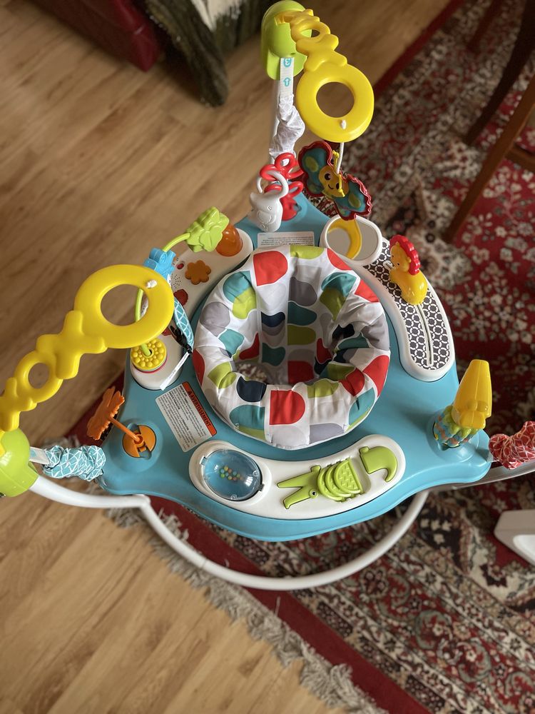 Fisher-Price Kolorowy skoczek z dźwiękami GWD42