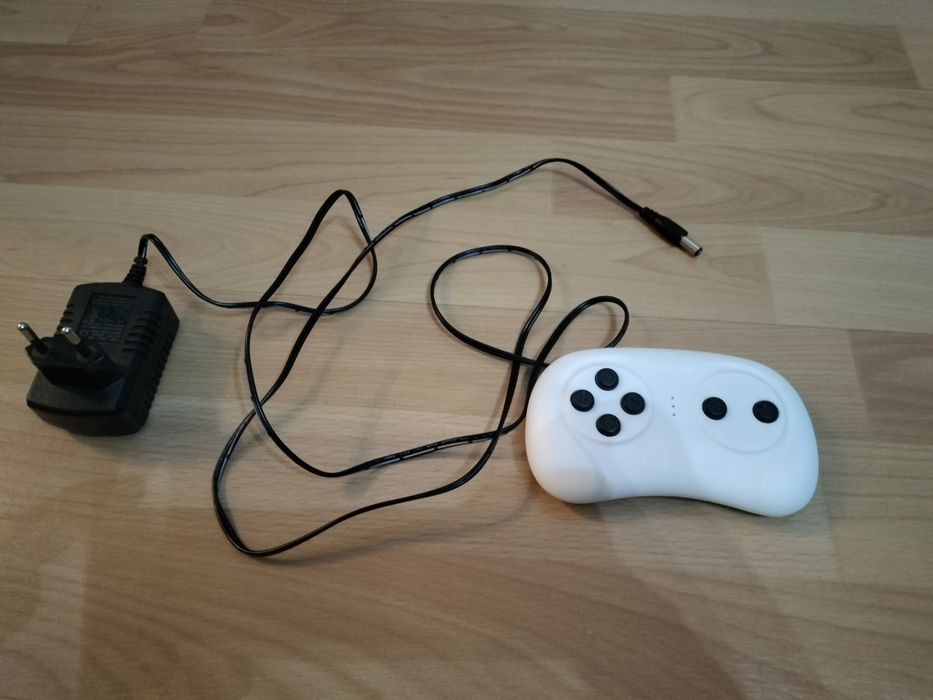 Carro Mercedes com comando