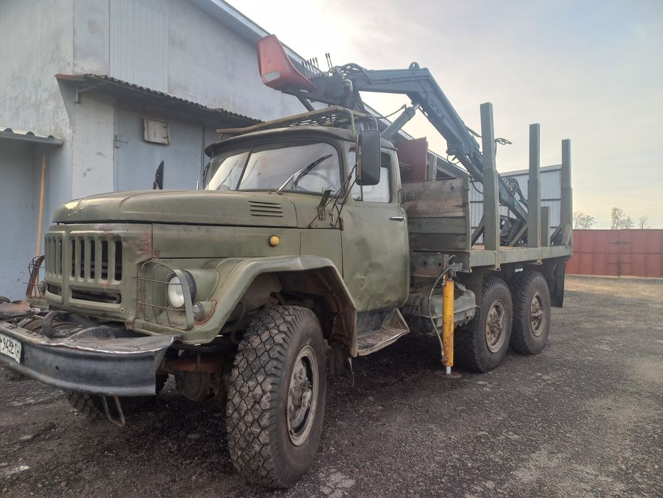 Продам ЗІЛ 131 ЛІСОВОЗ-Е з манипулятором.