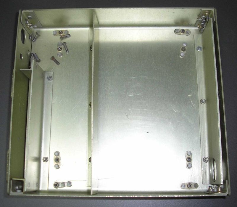 Корпус для електроніки