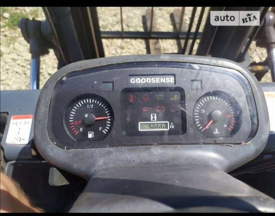 Вилковий навантажувач 2.5 тонни.  Goodsense FY 25,2015