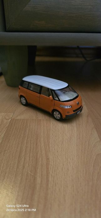 Volkswagen New Microbus 2001 Welly Kinsmart Transporter Multivan
