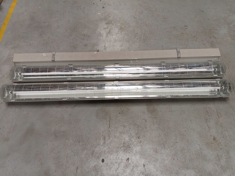 Lampa COSMO4 ES- SYSTEM+ świetlówka OSRAM