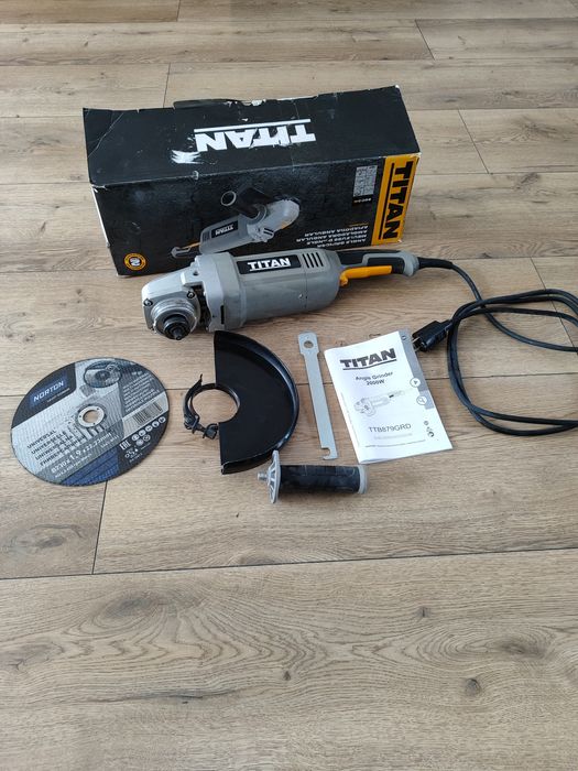 Szlifierka kątowa Titan 230mm, 2000wat, rok 2024