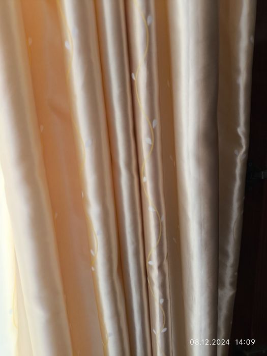 Штори, декор вікон