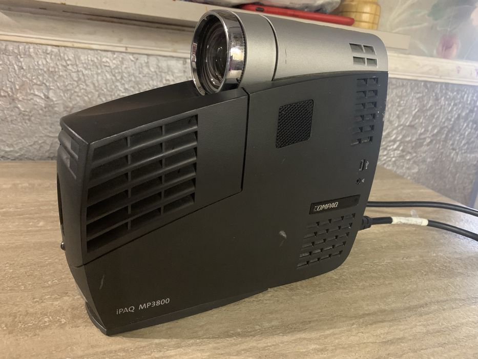 Мікропортативний проектор MP 3800