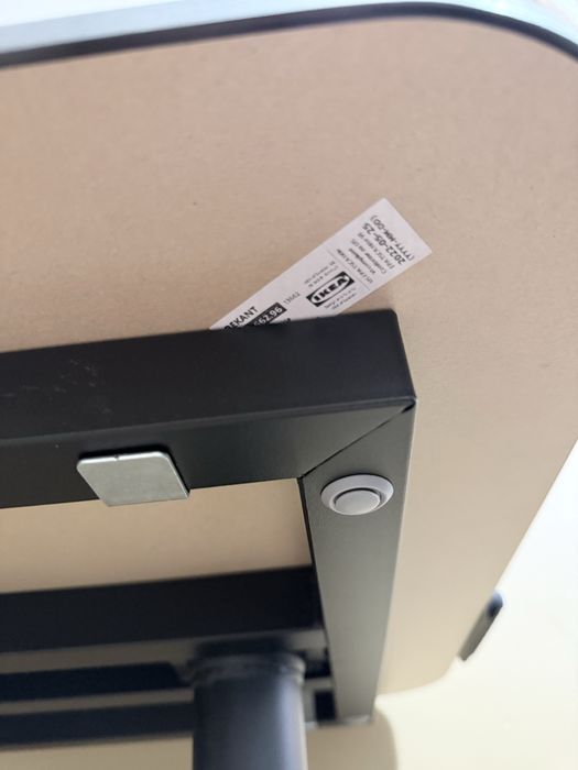 Biurko BEKANT Ikea 140x60cm JAK NOWE