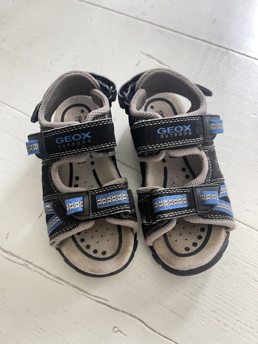 Продам сандали Geox на мальчика, размер 28!