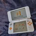 New Nintendo 2DS XL + ładowarka – idealny prezent