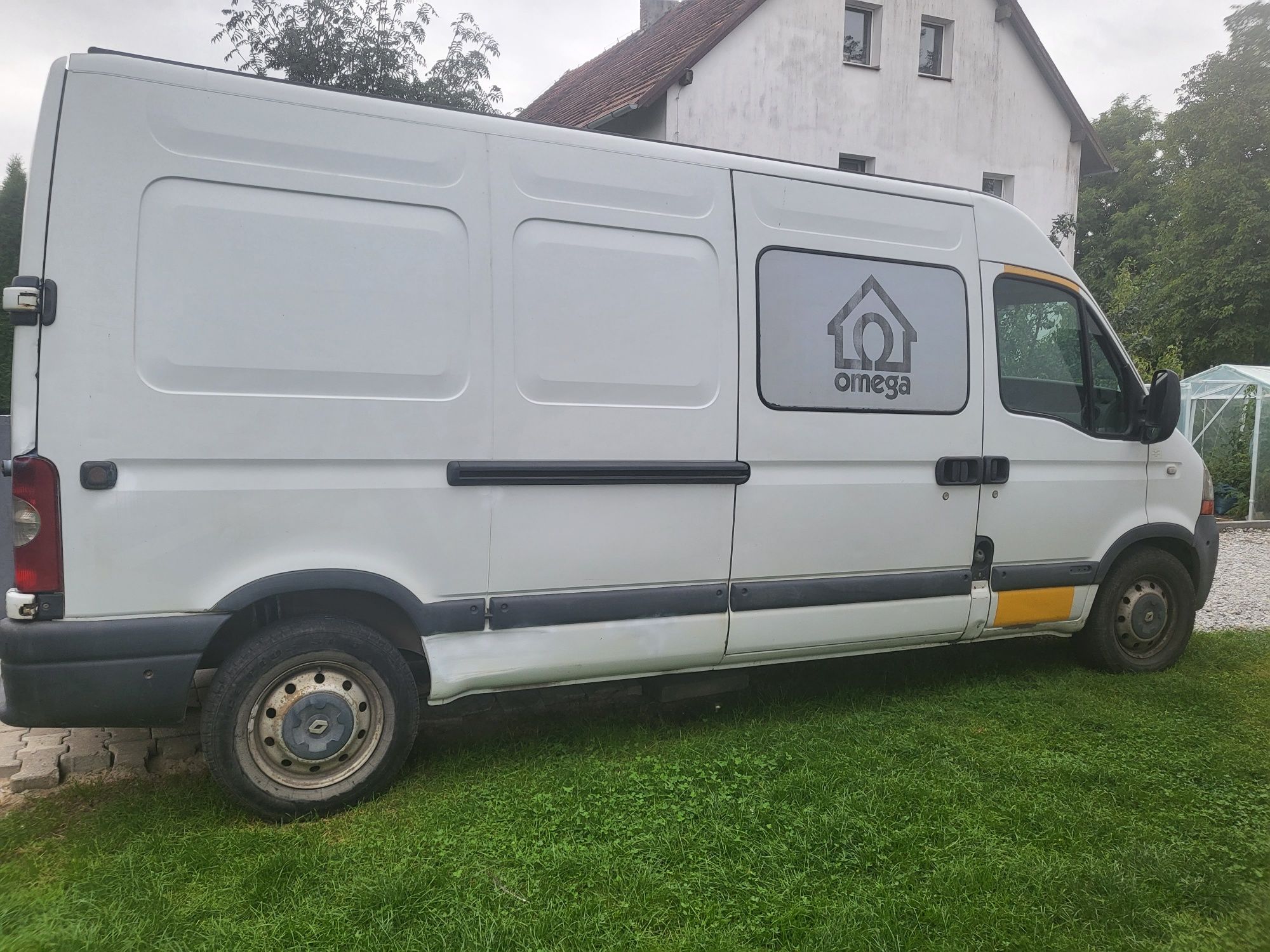 Renault master 6 osobowy 2008