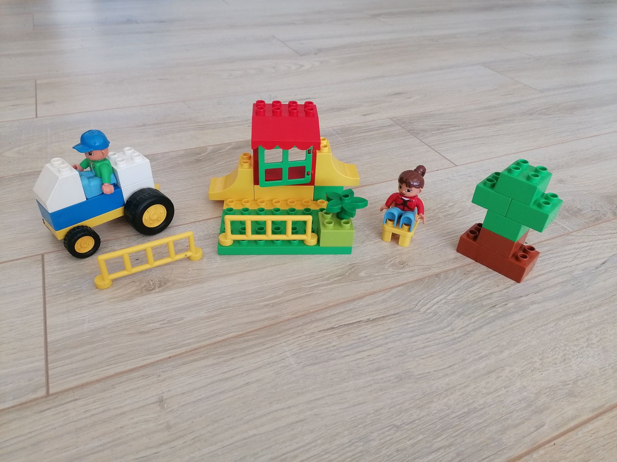 Klocki Lego duplo domek+ pojazd