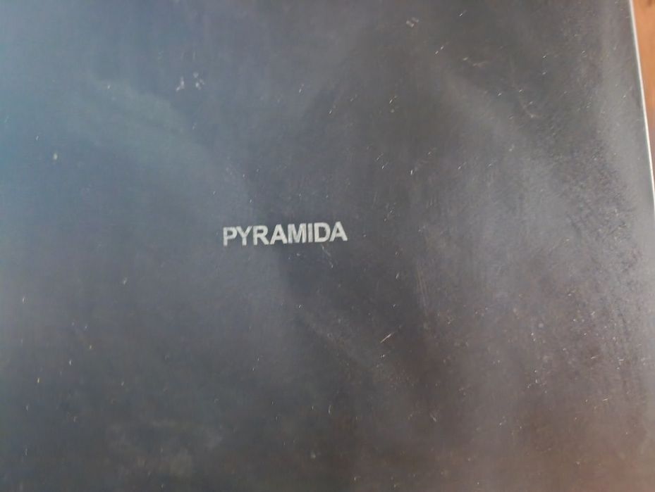 Вытяжка Pyramida