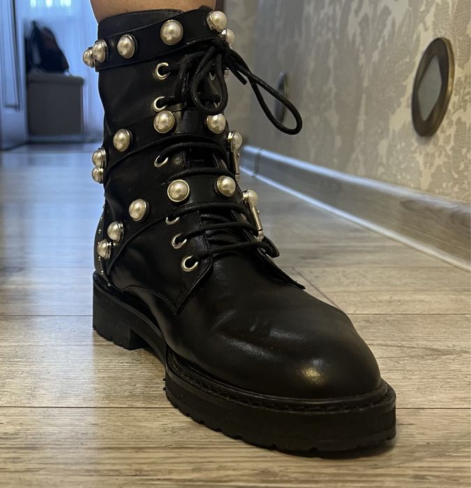 Ботинки шкіряні Givenchy