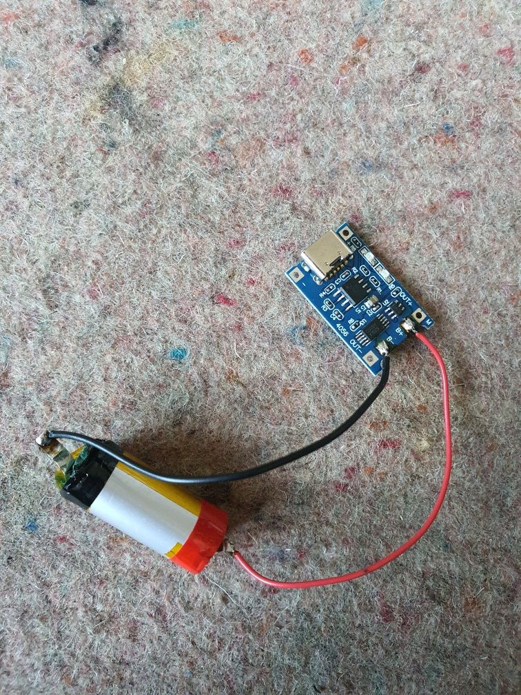 Ogniwo i akumulator li-po 13300 3.7V 500mAh i  ładowarka