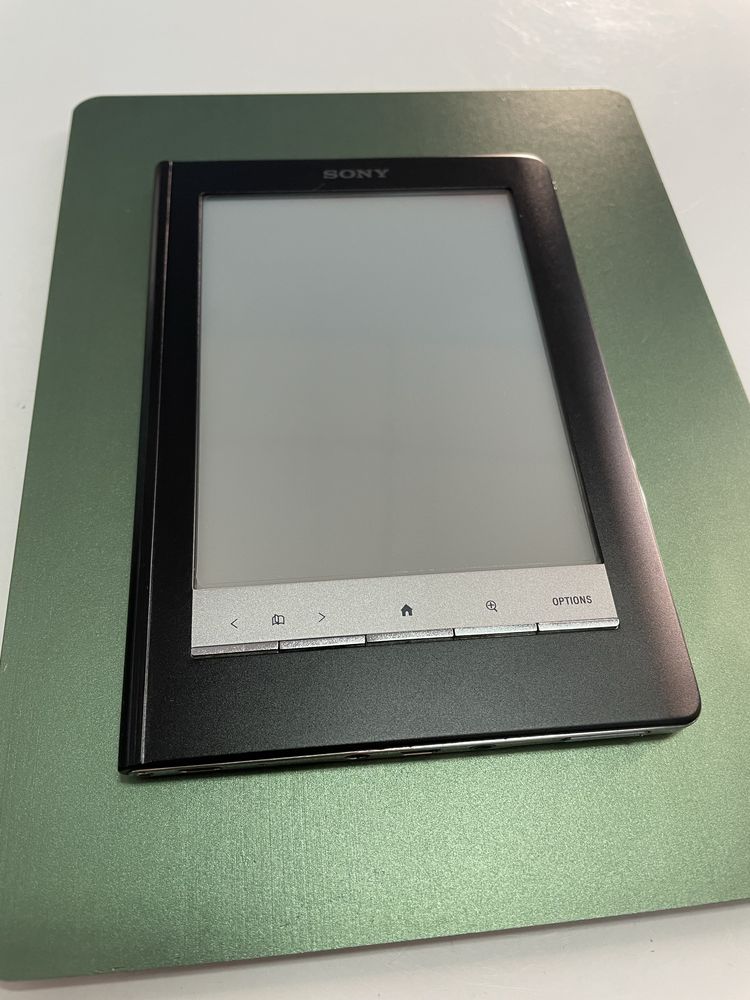 Продам електронну книгу Sony prs-600