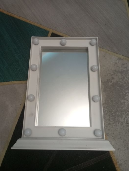 Lusterko z ledami Glamour polecam