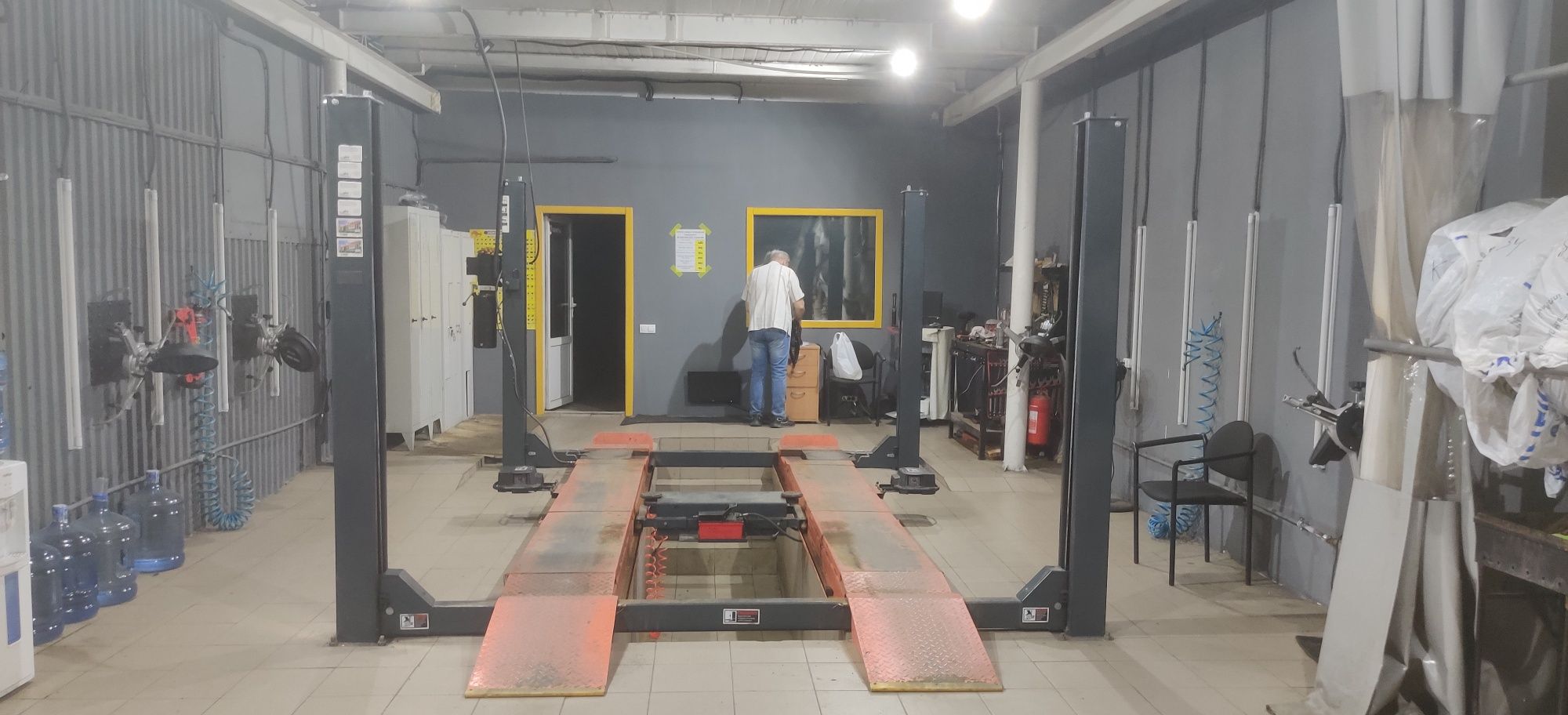 Стенд розвал сходження ravaglioli rav td 3000 L  з чотирьохстійковим