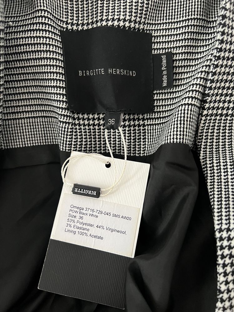 Brigitte Herskind Omega Blazer- Marynarka, żakiet, płaszcz