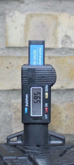 Зимові шини, зимова резина 265/70/R15 Nokian Hakkapeliitta