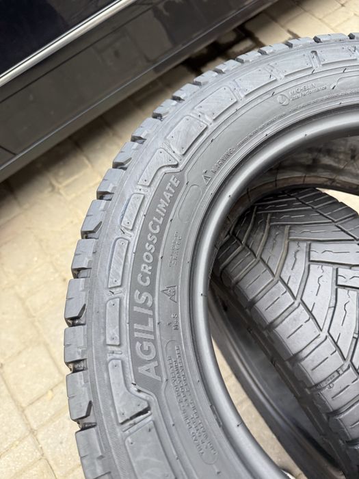 Колеса/резина/гума 215/65R16c Michelin