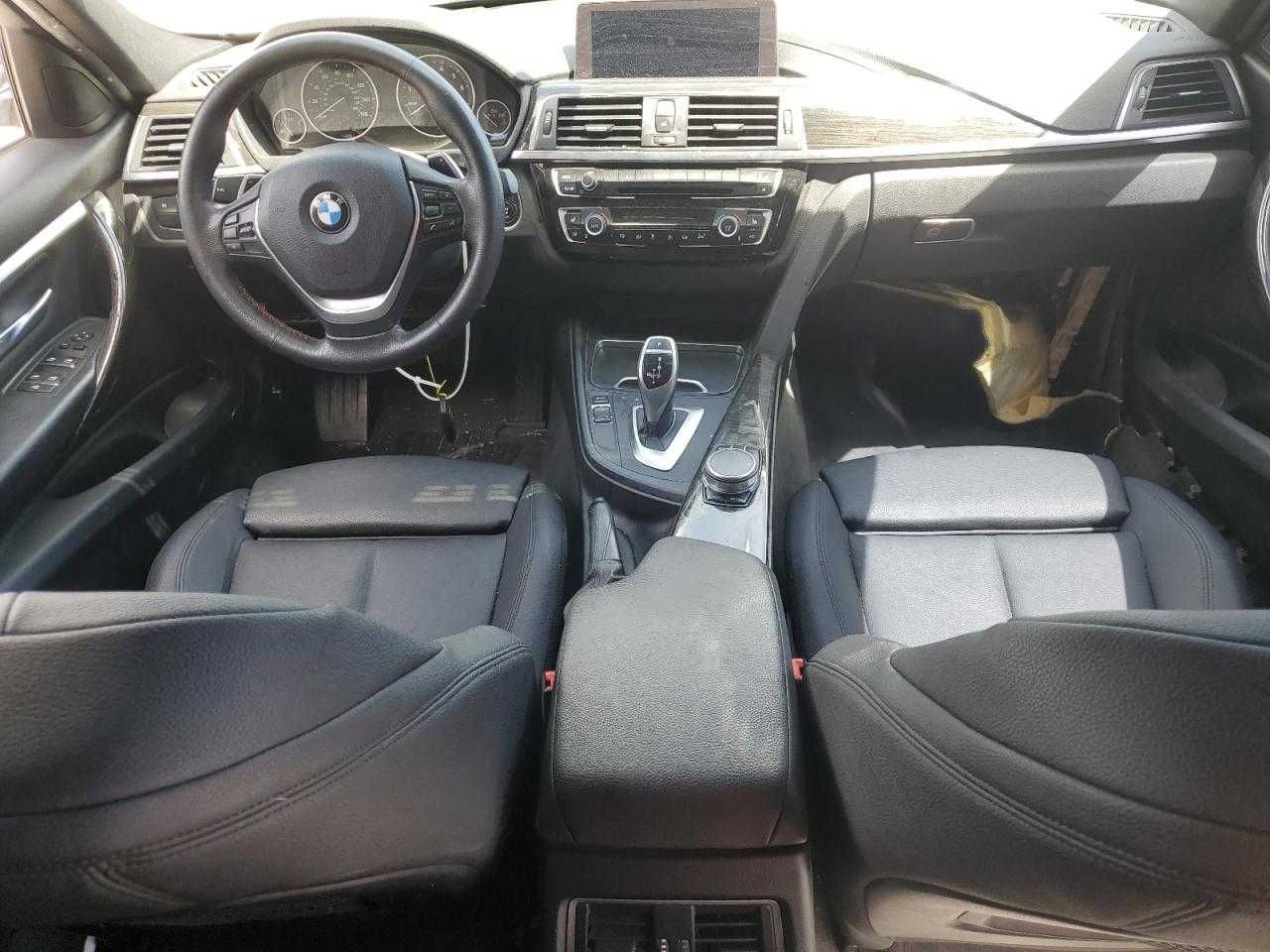 2018 BMW 330 I   .