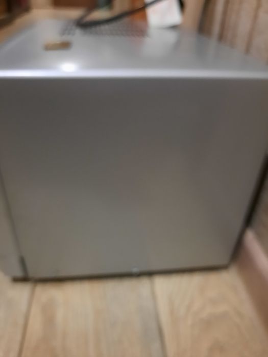 Продам микроволновку Gorenje MO-17DS.