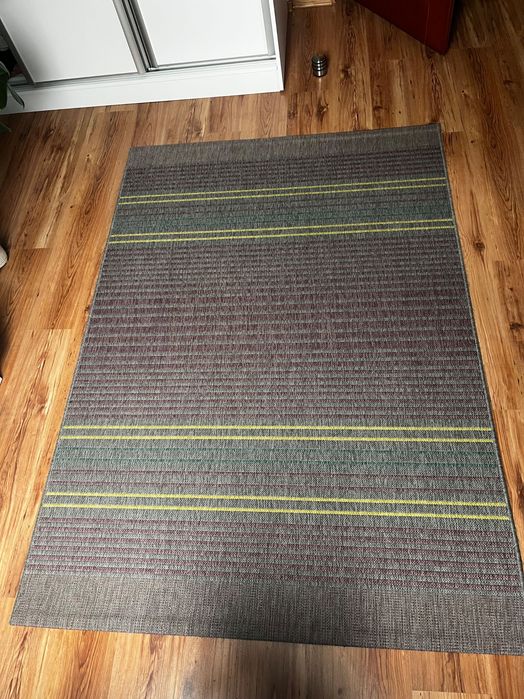Dywan 140 cm x 200 cm