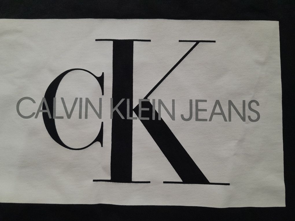 Футболка Calvin Klein