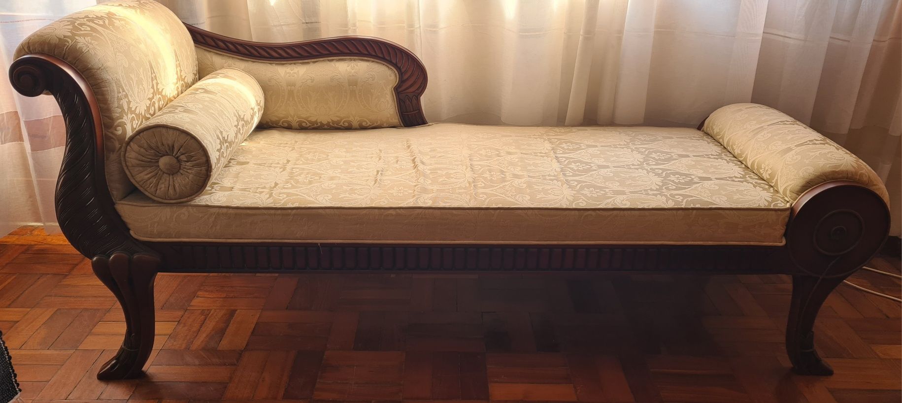 Chaise-longue estilo antigo
