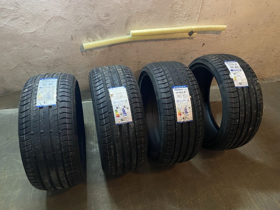 TRIANGLE EffeXSport TH202 245/35R20